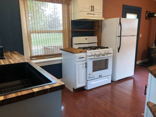 $1,750 / 2br - 792ft2 - 535 SE Side St (Pullman)63689276021249123