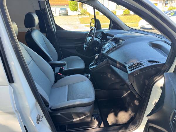 2018 Ford Transit Connect XL - Photo 10