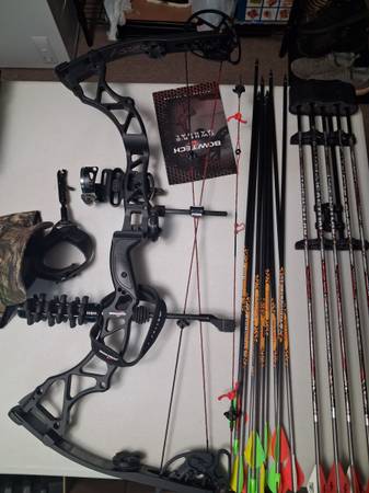 Compound Bow 1