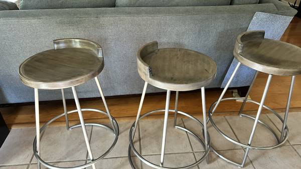 Bar stools 1