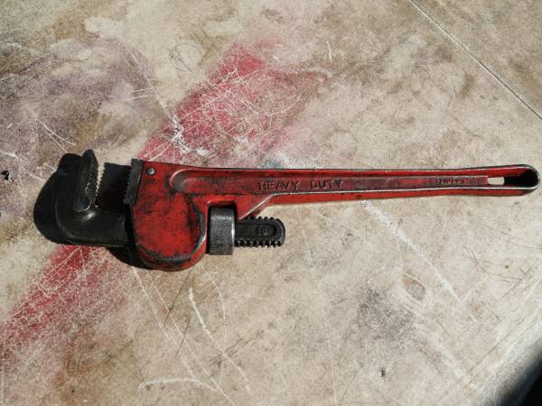 HD 18" Pipe Wrench 1
