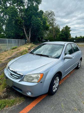 Kia Spectra - low miles & great condition! $5k or best offer! - $5,000 (Seattle)63623566605953120