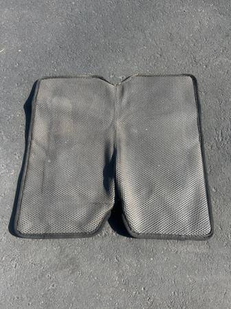 Non slip Saddle Pad 1