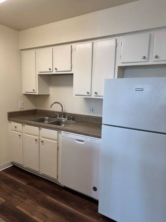 $1,189 / 2br - 844ft2 - MOVE IN READY! 2 Bed 2 Bath W/ Specials! (Tucson)63674842560641122