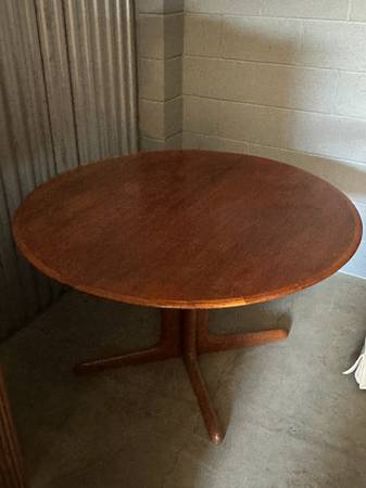 madera de teca sólida - mesa - $1.000 (MODESTO)63470292016513121