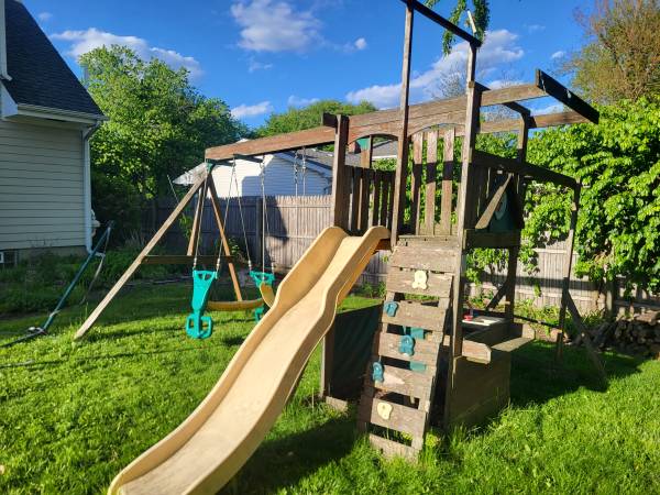 Cedar swing set 1