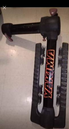 YAKIMA 4  BIKE HOLDER FOR CARS ETC 1