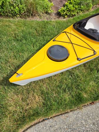 Kayak Eddyline Sky 10 - $850 (Redmond)63470090222465124