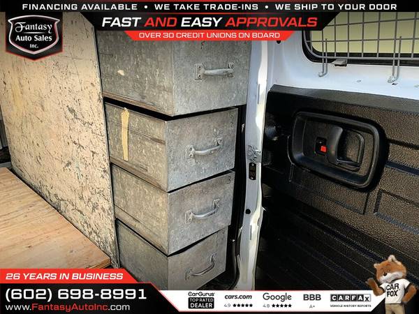 2022 GMC Savana - Photo 14