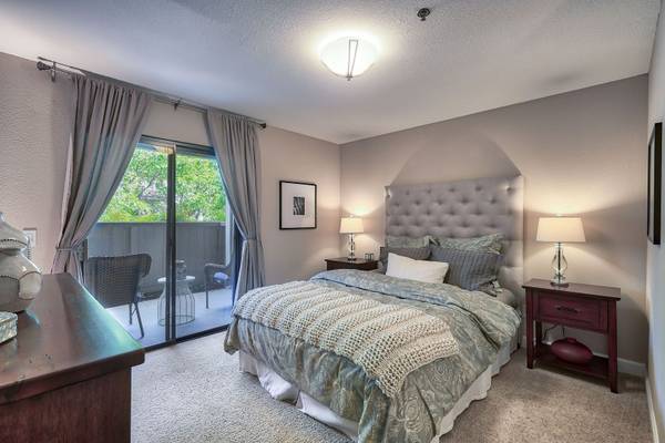 in Fairfield CA, Controlled Access Community, 2B/1B 1