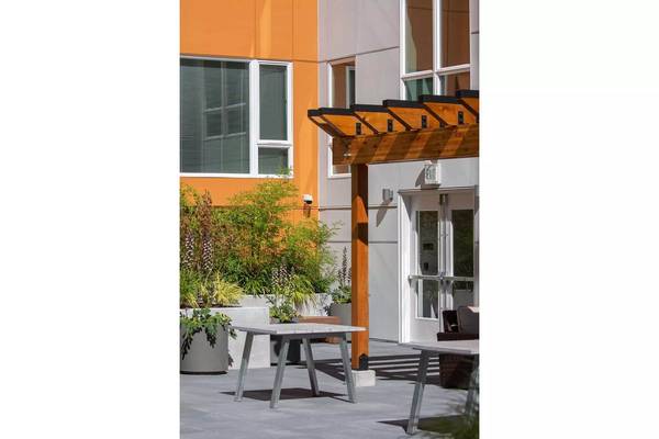 $1,500 / 1br - 528ft2 - Enjoy all the modern conveniences, including washer/dryer (Seattle)63852483067009122