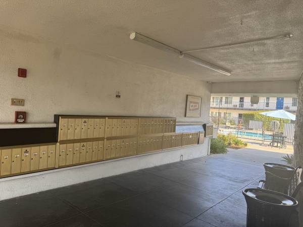 $1,645 / 1br - 555ft2 - Laundry Facilities, On-Site Maintenance, Clubhouse (630 W Duarte Rd, Monrovia, CA)63869889154049123
