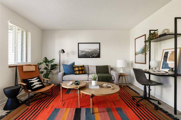 $1,308 / 2br - 852ft2 - Exclusive 2 BR/1 BA Oasis with Community Playground (6811 NE 121st Ave Vancouver WA 98682)63831327169027120