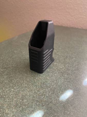 Hellcat magazine loader 1