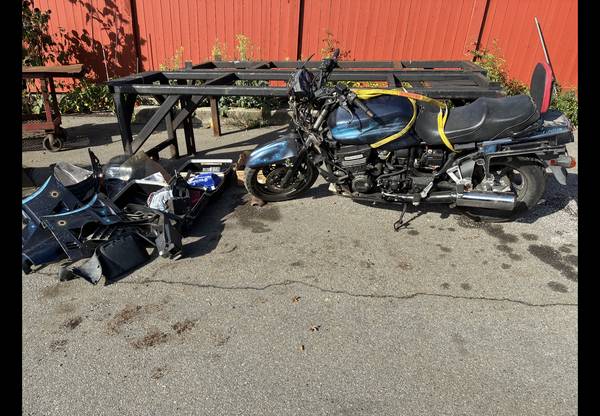 1994 Kawasaki for parts 1