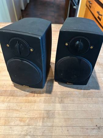 BOSTON ACOUSTICS MICRO 90X WITH METAL CAST HOUSING 1