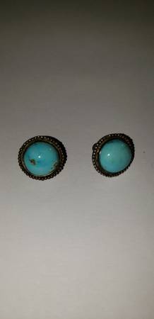 turquoise ear rings 1