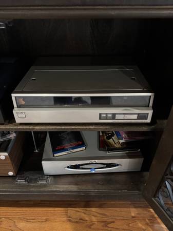 Sony PS-FL1 Frontloading Turntable 1