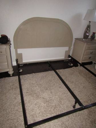 Queen headboard  + metal bed frame  (used) 1