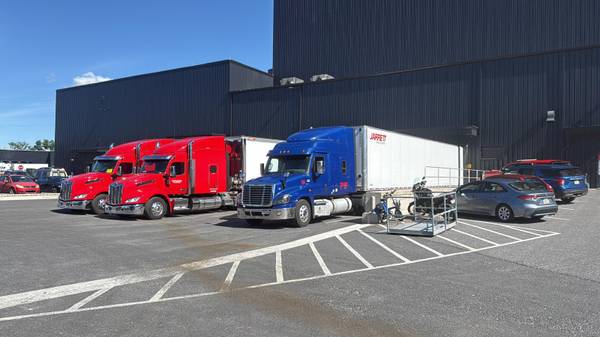 Dedicated Freight Drop & Hook-$1600-2500wk Wanted Old School Driver 1