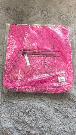 Vera Bradley Stamped Paisley Pattern Pink Hipster Crossbody Bag 15280- 1