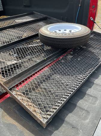 Trailer gate 1
