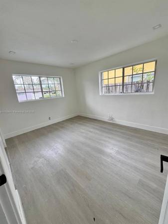$4,800 / 3br - House for rent with pool 3/2 (Hollywood)63825134598275123