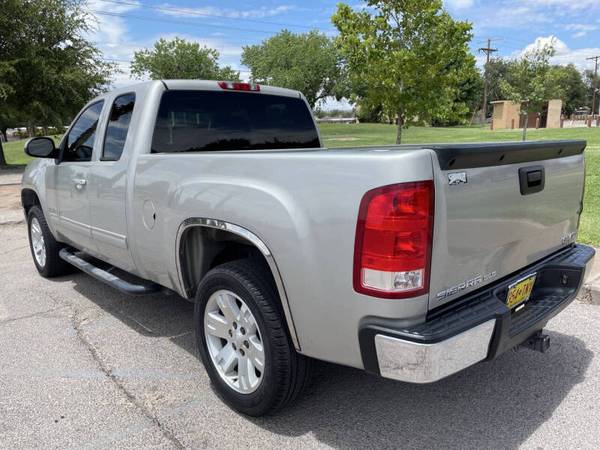 2008 GMC SIERRA - $12,500 (PARK N SELL  575-523-1300)63470888765441121