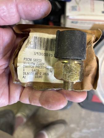 M151 military vehicle brake light switch 1
