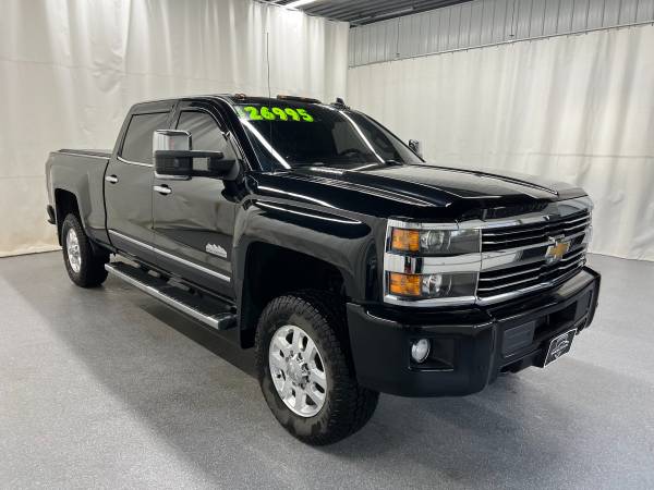 2015 Chevrolet Silverado 3500HD High - Photo 3