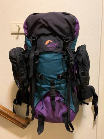 Women’s Internal Frame Backpack 1