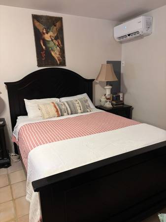 $1,500 / 1br - Furnished, one bedroom, downstairs duplex apartment (Santa Fe)63806118586883120