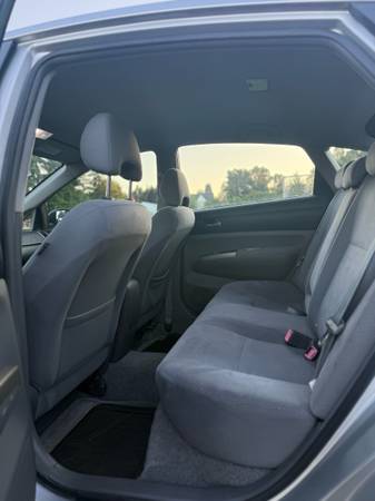 2007 Toyota Pruis Hybrid - $4,400 (Portland)63618518808323123