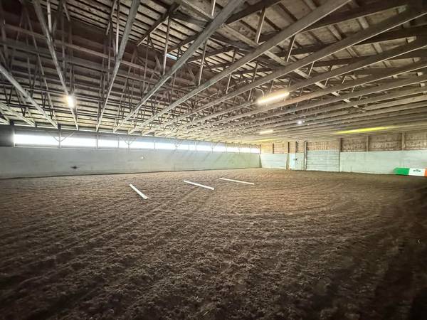 $4,000 / 2br - 2500ft2 - Equestrian Farm available for Long Term Lease (Montrose, PA)64035576116481120