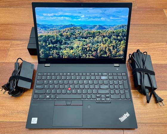 Thinkpad T15 laptop i7 NVIDIA GPU 16/512GB 4K UHD Display+Win11+Office 1