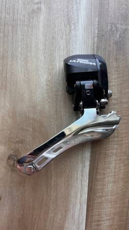 Shimano FD 6870 front derailleur 1