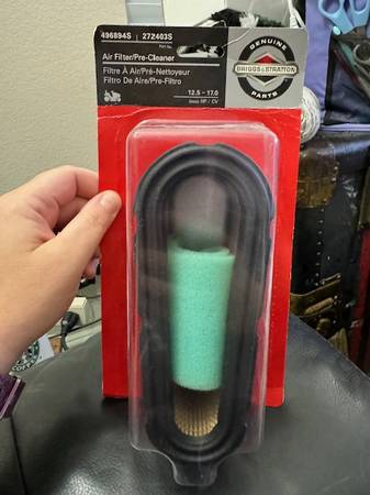 Briggs & Stratton 5053 Air Filter Cartridge with Pre-Cleaner 496894S / 1