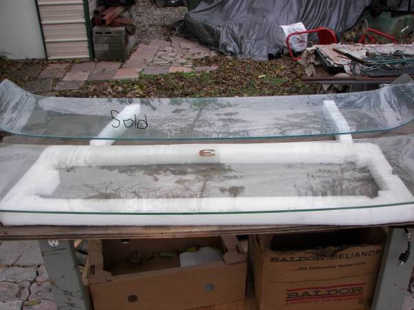 1955-1959 CHEVY TRUCK BIG BACK WINDOW 1