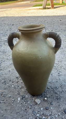 Rustic Two-Handled Terracotta Olive Jar 1