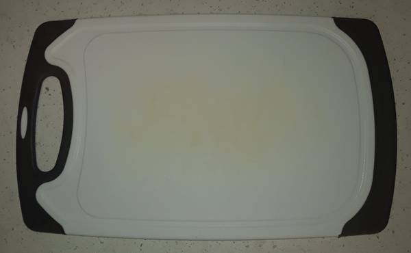 Plastic cutting board 1