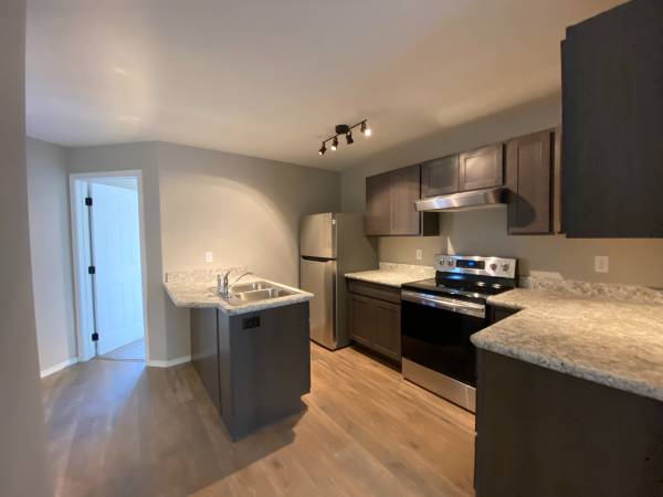 3 Bed 1 Bath Ground Level Apartment 1