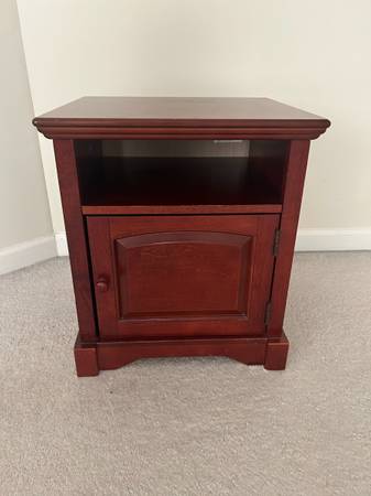 Cherry side table 1