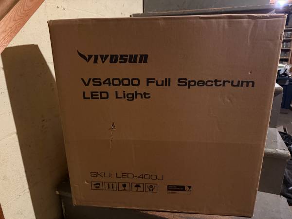 Complete VIVOSUN 4x4 Grow Setup – VS4000 LED, Tent, Fan, Timer 1