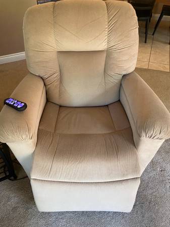 Power Lift Recliner 1