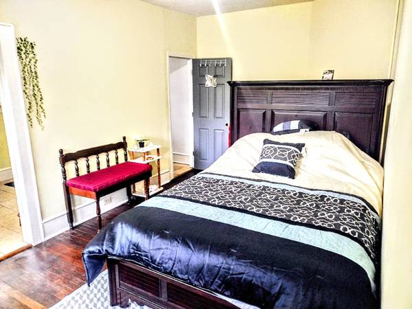 $1195.00 / 2br - 1000ft2 - $495/wk/$1195/mo.Modern 2BR/1 BA furnished private apartment in Histor63810674814467123