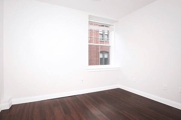 $3,675 / 2br - Luxury Two Bed in Downtown Salem with Roof Deck and Parking63856337047171123