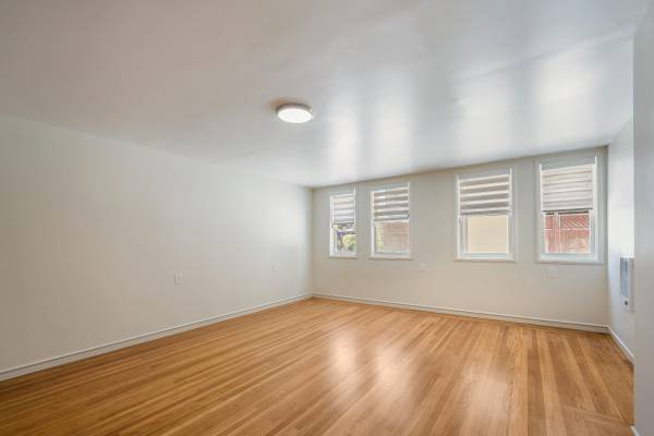 $950 / 1br - 600ft2 - Live Fresh in Adams Point — Fully Renovated 1 Bedroom w/Spa-Inspo (oakland lake merritt / grand)63413793966721122