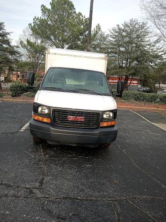 2011 GMC Savana