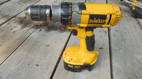 Dewalt 12 volt drills 1
