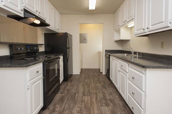 $1,400 / 1br - 💥 Reduced Move-In Costs! $550 Off + $99 Deposit – Don’t Miss Out! (Rancho Cordova)63919495823619122